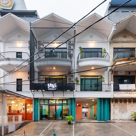 Sans Hotel Suryakencana Bogor Exteriér fotografie
