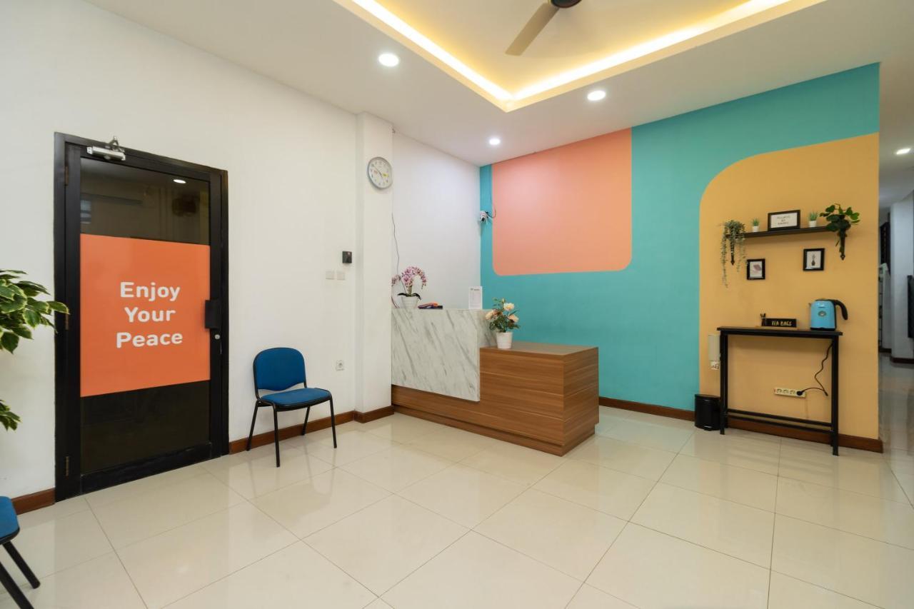 Sans Hotel Suryakencana Bogor Exteriér fotografie