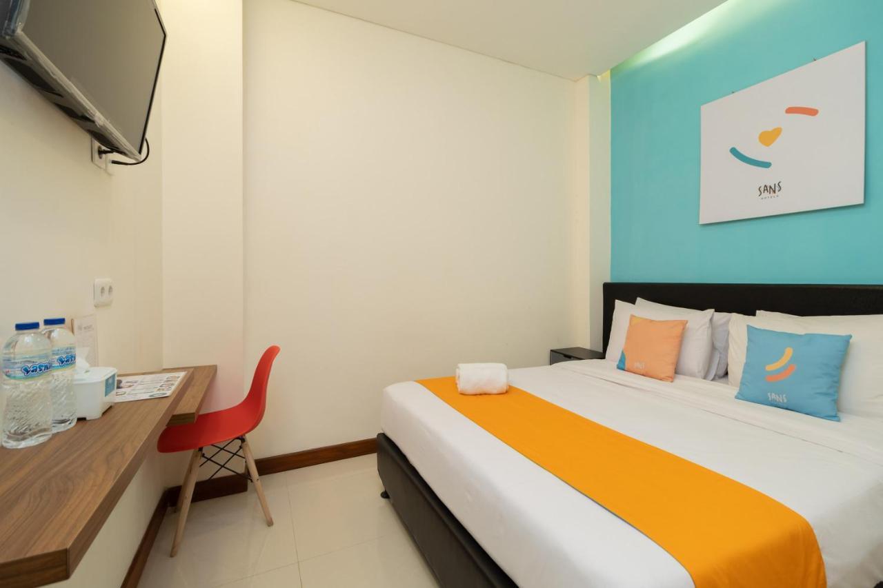 Sans Hotel Suryakencana Bogor Exteriér fotografie