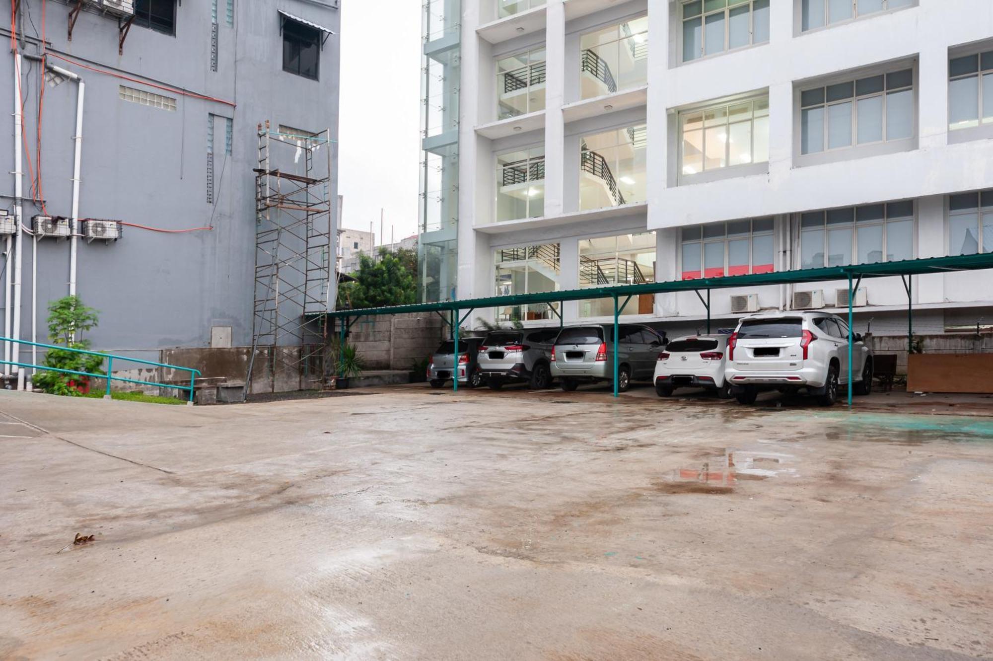 Sans Hotel Suryakencana Bogor Exteriér fotografie