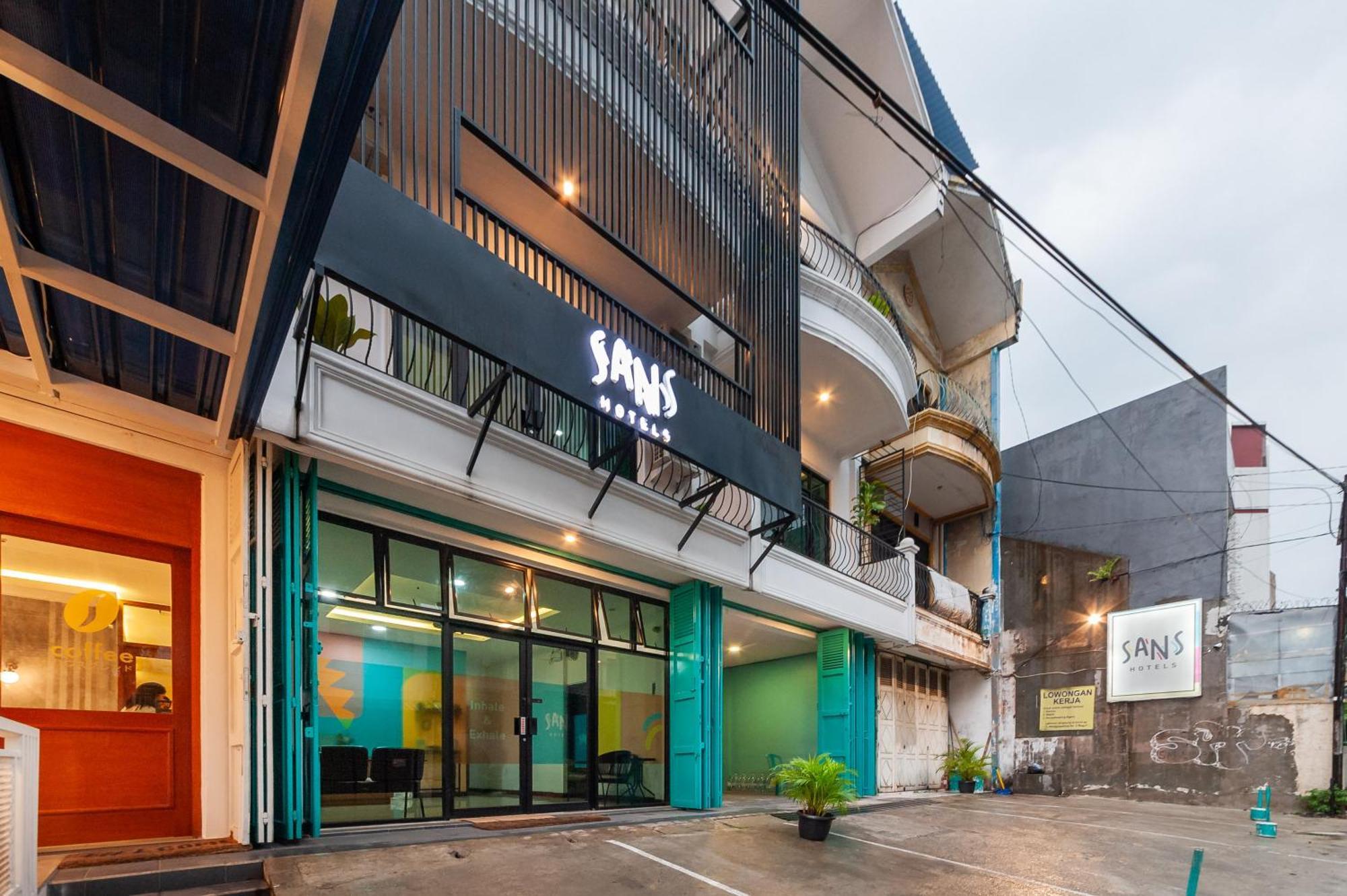 Sans Hotel Suryakencana Bogor Exteriér fotografie
